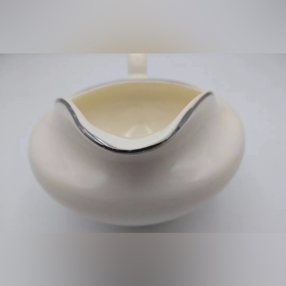 Alliance China Company "Regal" Creamer - Picture 7 of 9